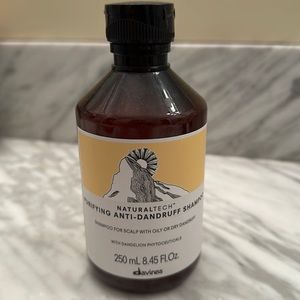 Davines Purifying Anti-Dandruff Shampoo